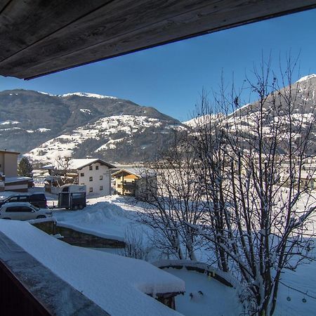 Beautiful Flat In Kaltenbach Near The Ski Area Buitenkant foto