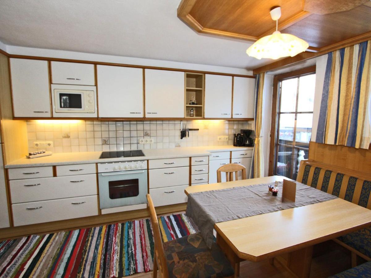 Beautiful Flat In Kaltenbach Near The Ski Area Buitenkant foto