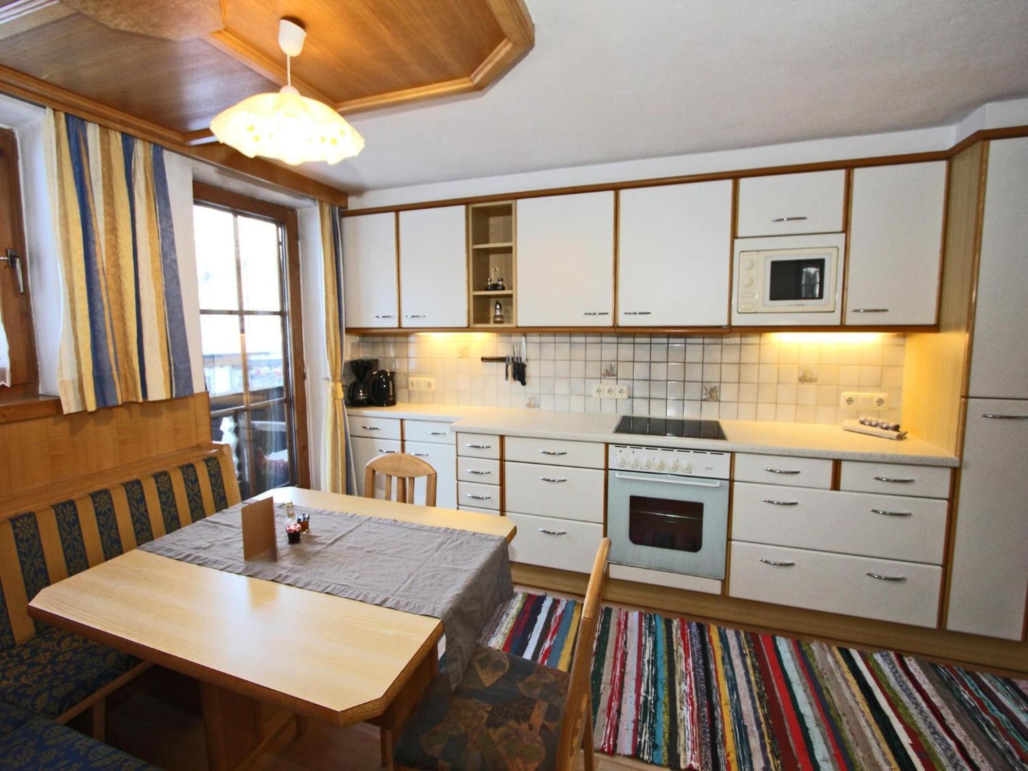 Beautiful Flat In Kaltenbach Near The Ski Area Buitenkant foto